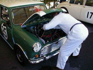 old 60_minicoopers